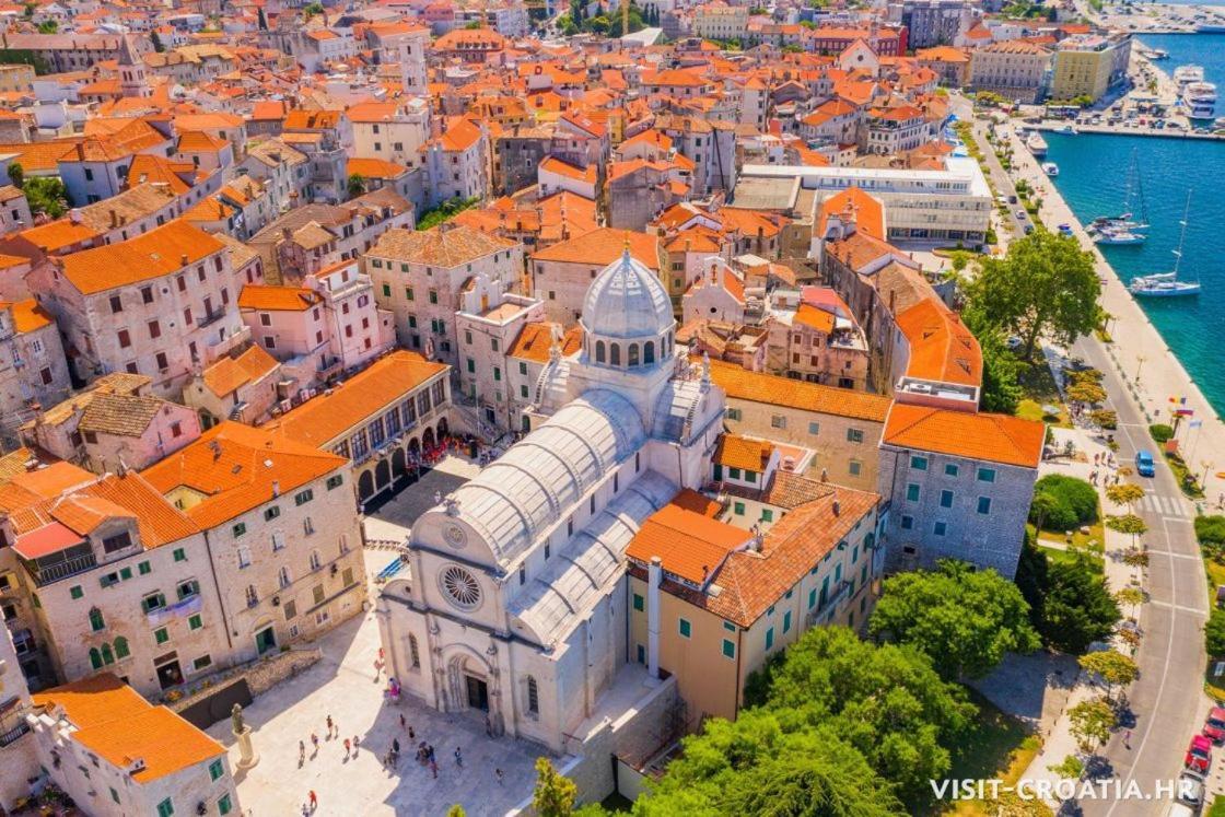Mara Appartement Šibenik Buitenkant foto